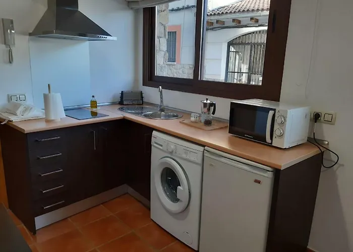 Fuente Arriba * Poyales Del Hoyo